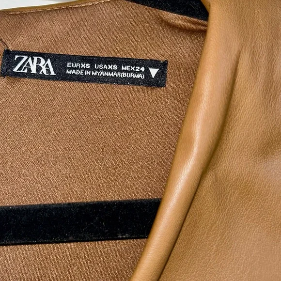 ZARA XS TAN Leather mini dress, padded shoulder/long sleeve - Picture 2 of 5